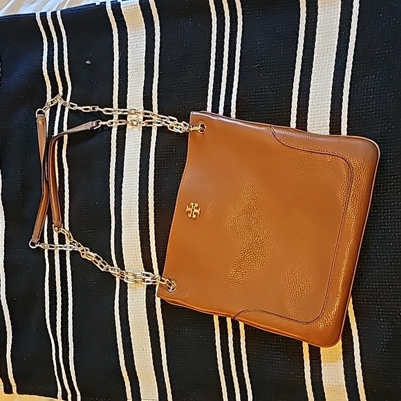 Tory Burch Handbags - TORY BURCH Crossbody/ Shoulder PURSE with dust bag